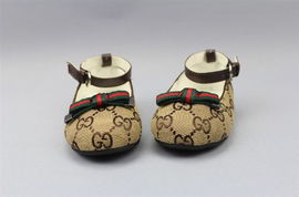 LV、Chanel、Gucci童鞋與親子鞋最新整理上新——21樓更新與商家圈動態